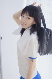 开裆吊带白色蕾丝内裤